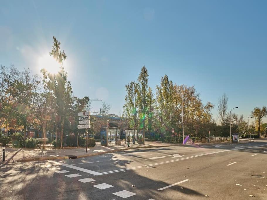 New Retiro Recien Reformado 10 Min En Metro A Sol, Hasta Seis Personas Apartment Madrid Exterior foto