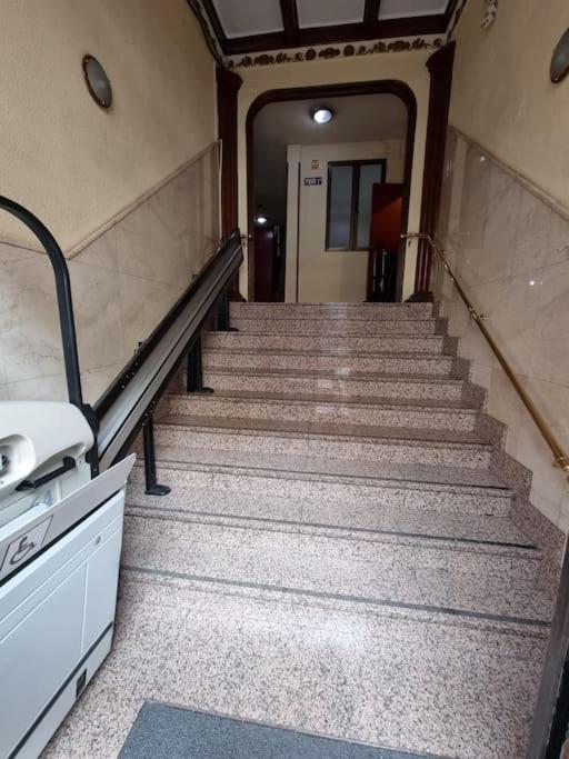 New Retiro Recien Reformado 10 Min En Metro A Sol, Hasta Seis Personas Apartment Madrid Exterior foto